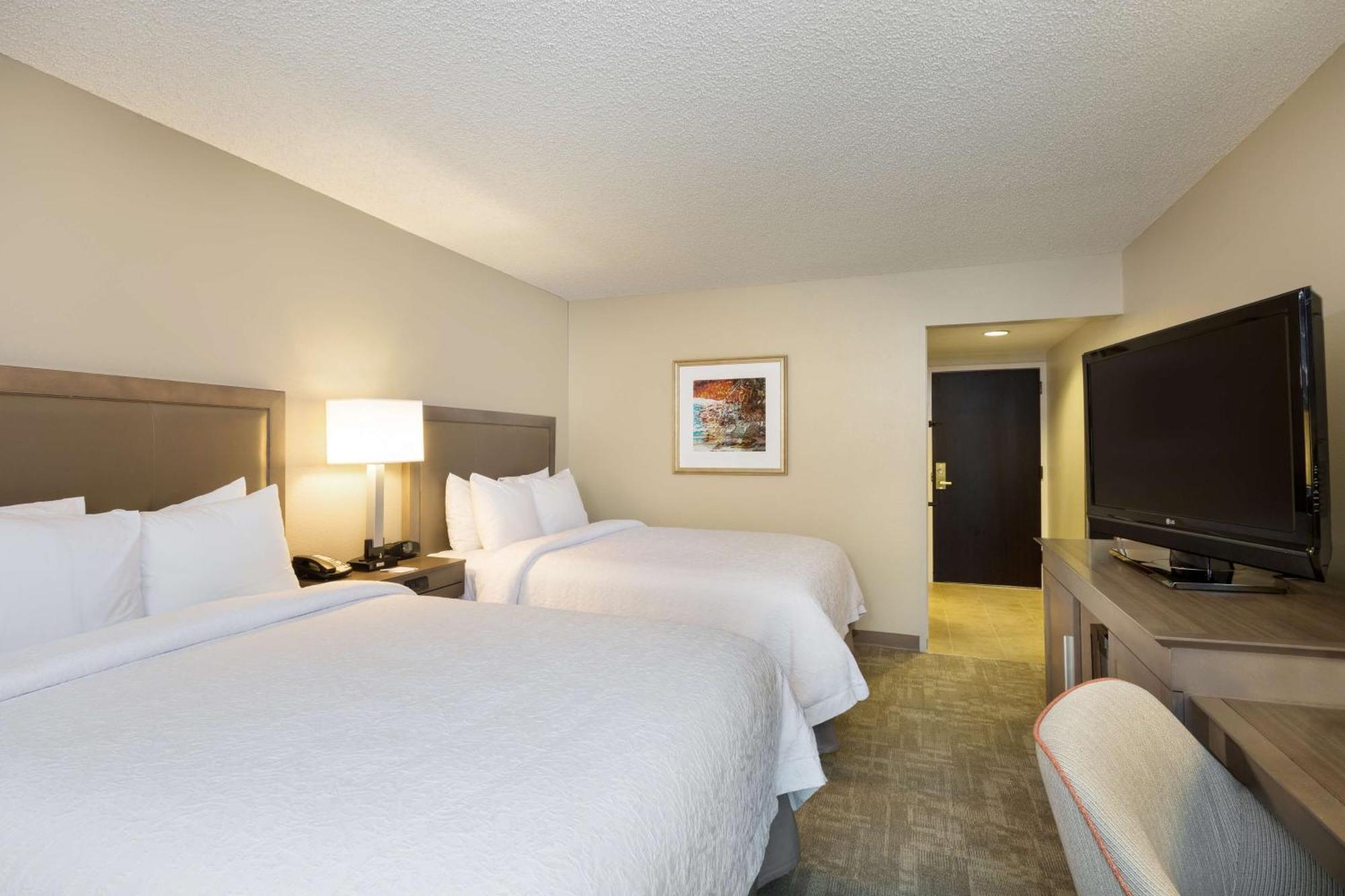 Hampton Inn Houston Near The Galleria Buitenkant foto
